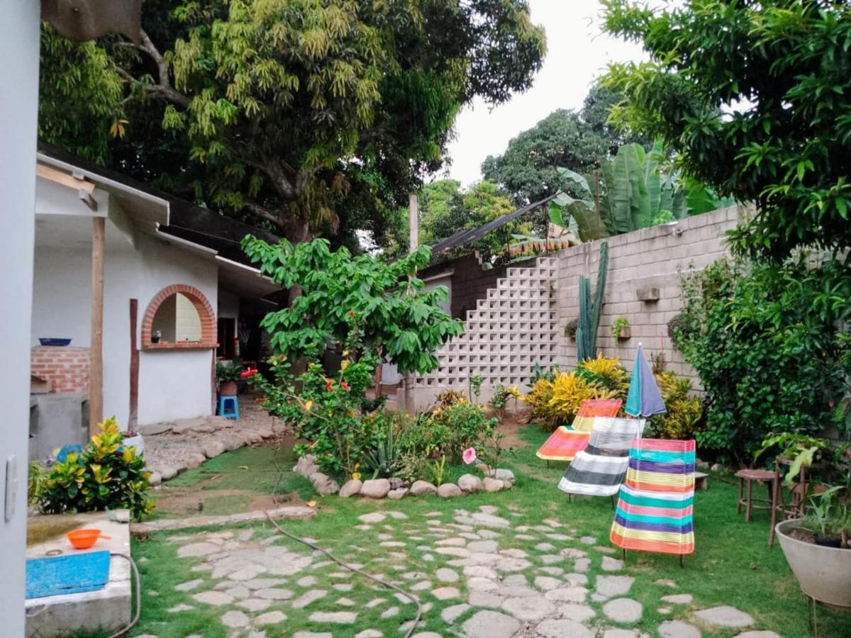 Hermoso Palomino Exterior foto